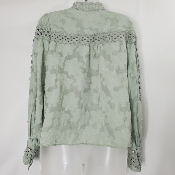 Luxxel Sage Green Short Set - Picture 10 of 16